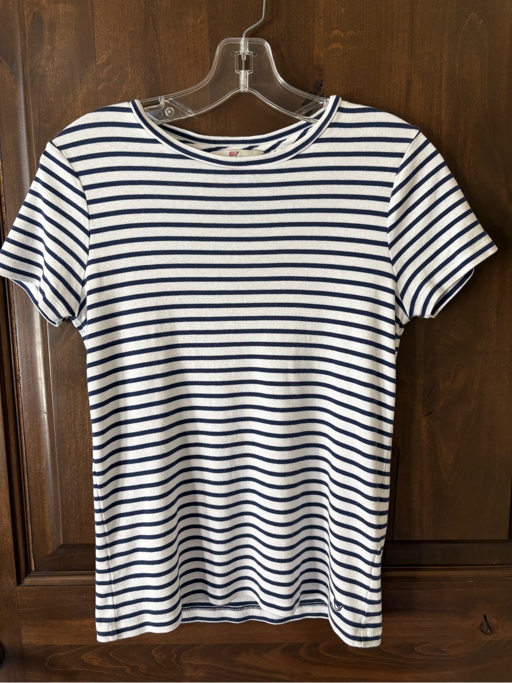 Women’s “Vineyard Vines” White/Navy Top S